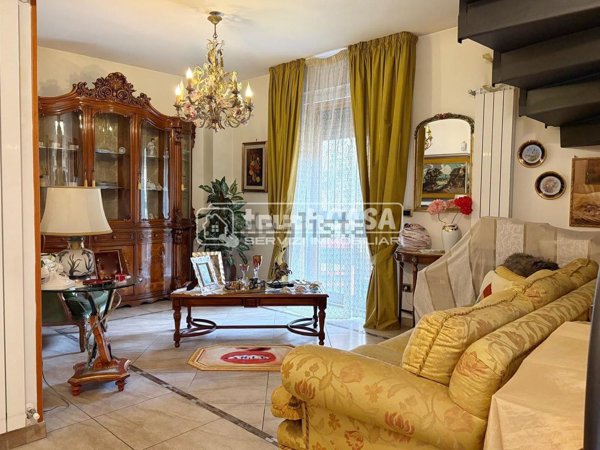 casa indipendente in vendita ad Aversa