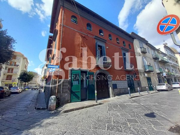 locale commerciale in vendita ad Aversa in zona Centro Città