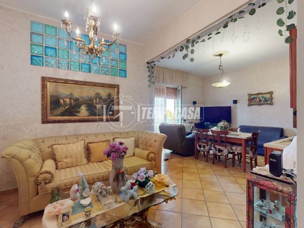 appartamento in vendita ad Aversa