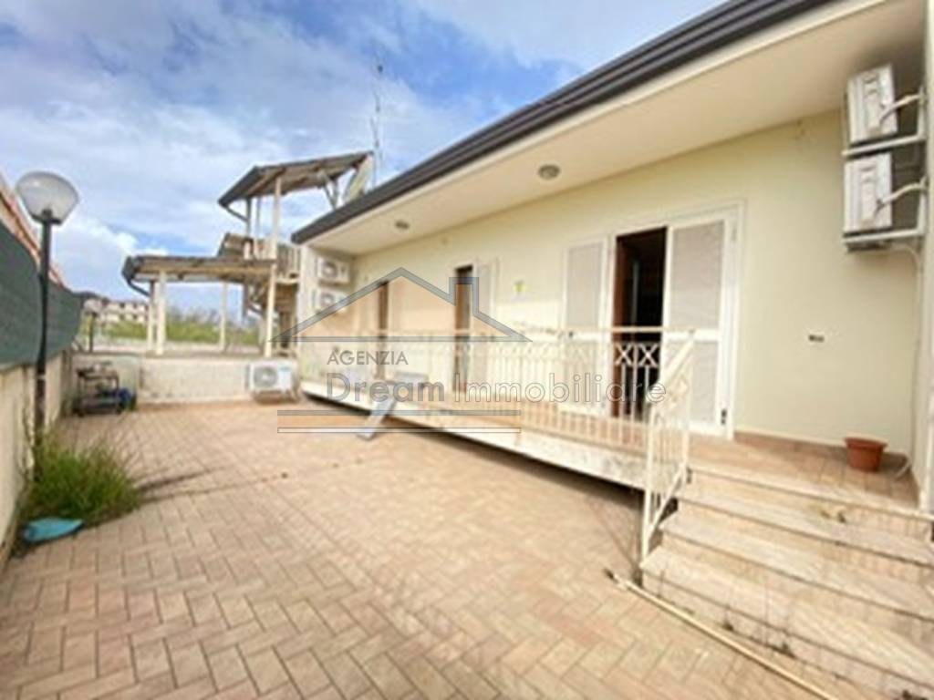 appartamento in vendita ad Aversa