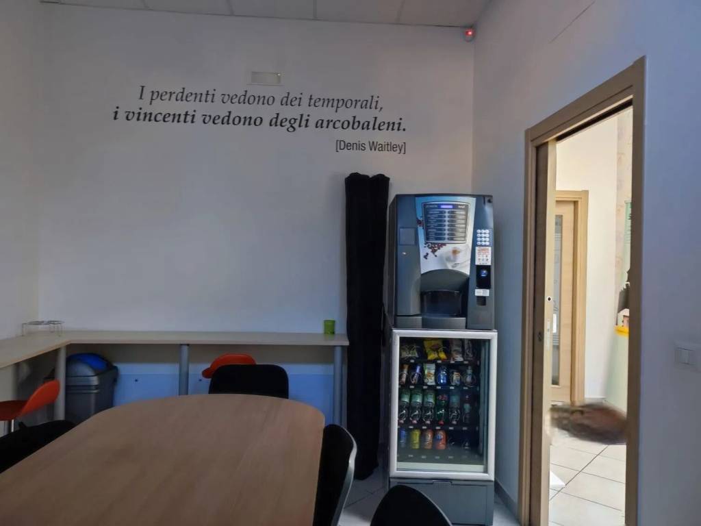 ufficio in vendita ad Aversa