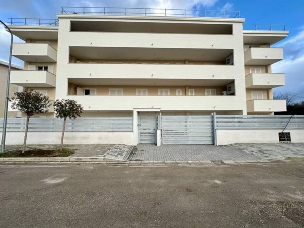 appartamento in vendita ad Aversa