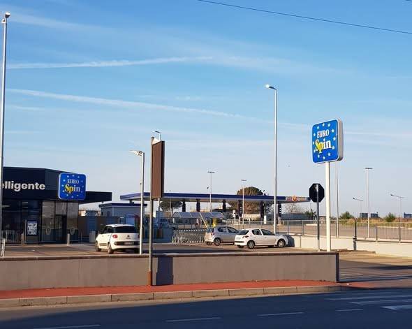 terreno edificabile in vendita ad Aversa