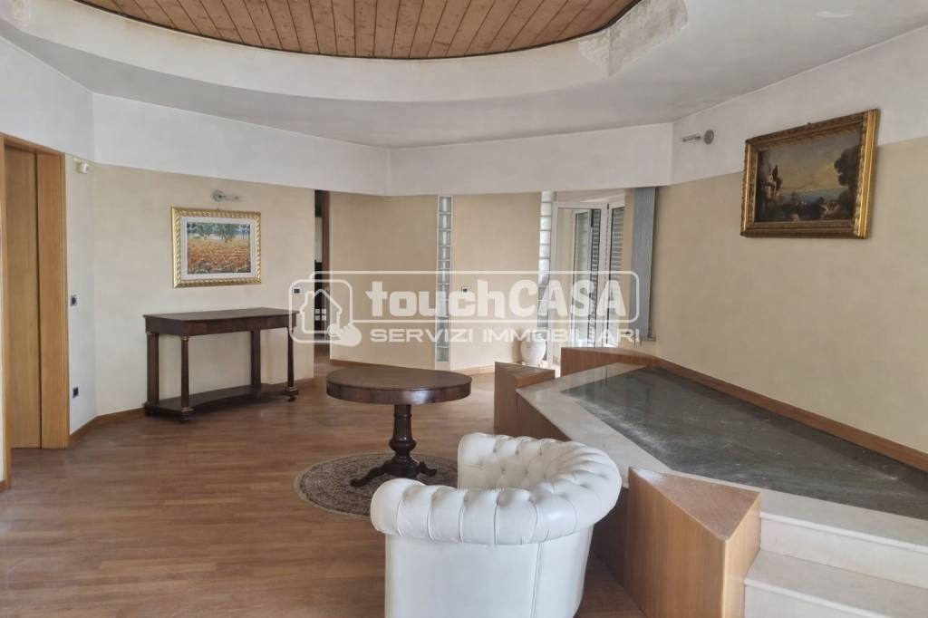 appartamento in vendita ad Aversa