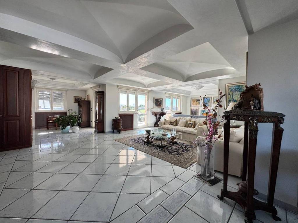 appartamento in vendita ad Aversa