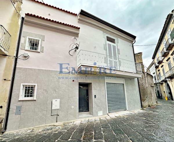 casa indipendente in vendita ad Aversa in zona San Paolo