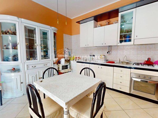appartamento in vendita ad Aversa