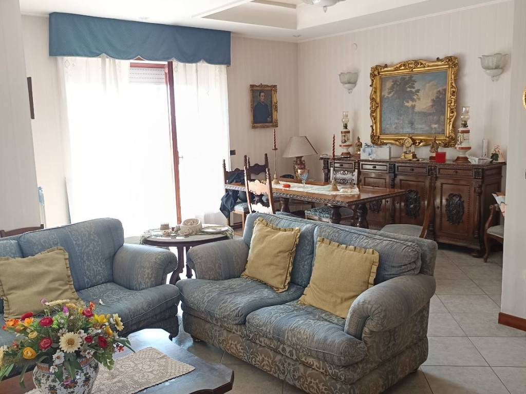 appartamento in vendita ad Aversa in zona Centro Città