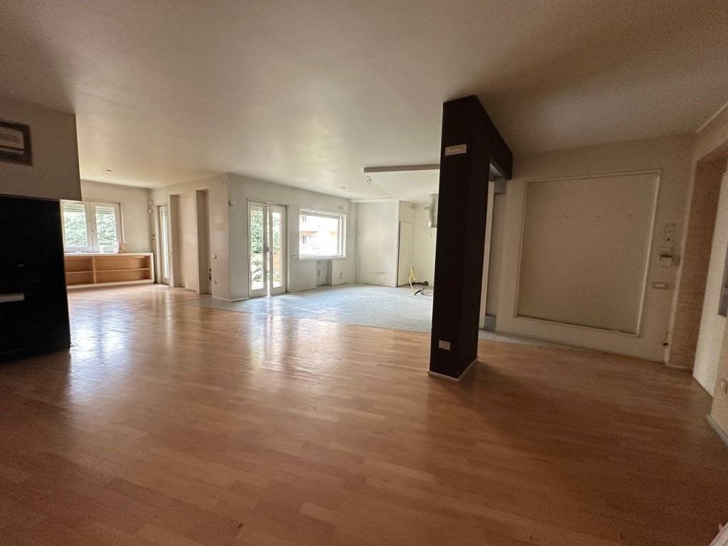 appartamento in vendita ad Aversa