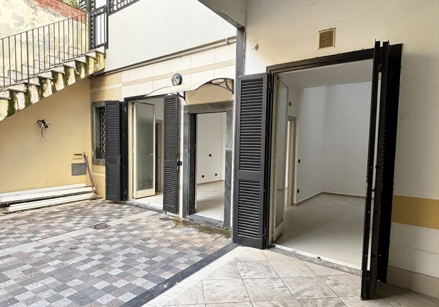 ufficio in vendita ad Aversa in zona Centro Città