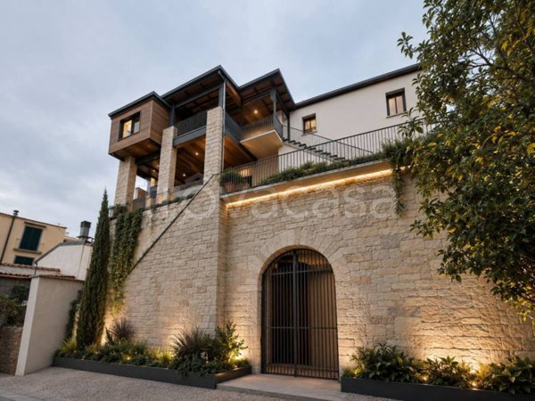 casa indipendente in vendita ad Aversa