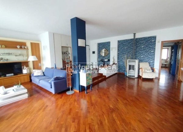 appartamento in vendita ad Aversa