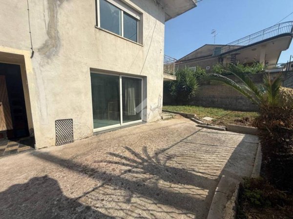 casa indipendente in vendita ad Aversa in zona Borgo San Lorenzo