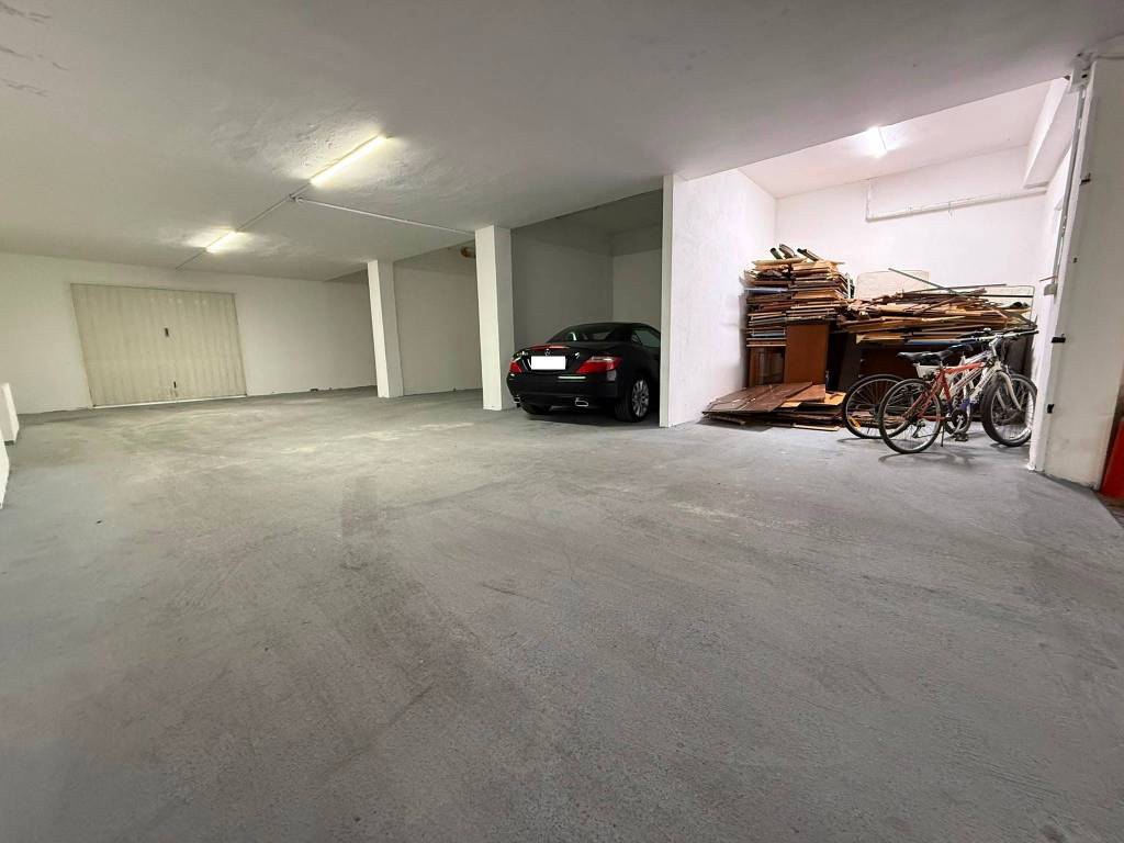box auto in vendita ad Aversa