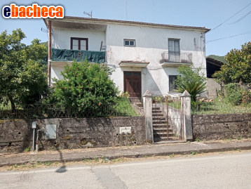 appartamento in vendita a Baia e Latina in zona Latina