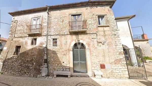 casa indipendente in vendita a Baia e Latina