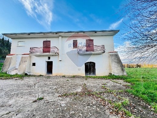 casa indipendente in vendita a Baia e Latina