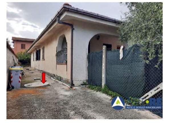 appartamento in vendita a Baia e Latina in zona Latina
