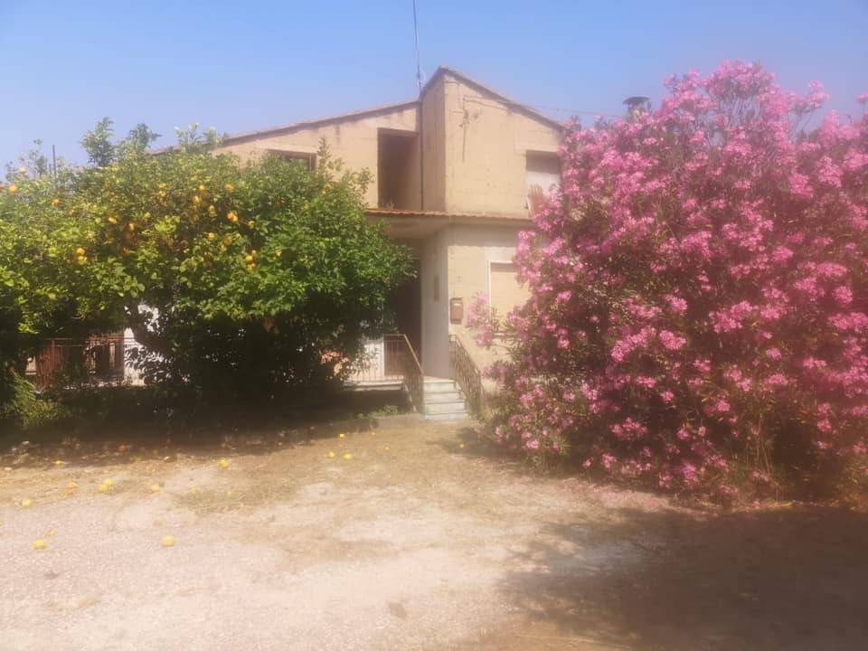 casa indipendente in vendita a Bellona