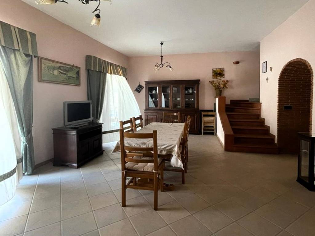 casa indipendente in vendita a Bellona