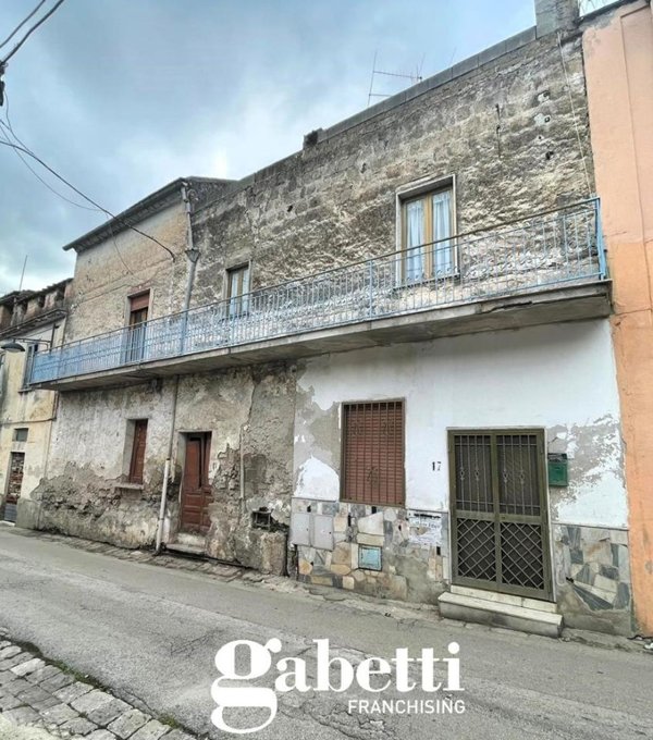 casa indipendente in vendita a Bellona