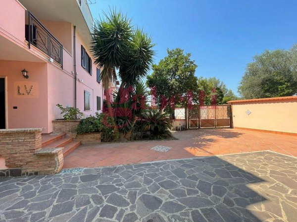 casa indipendente in vendita a Bellona