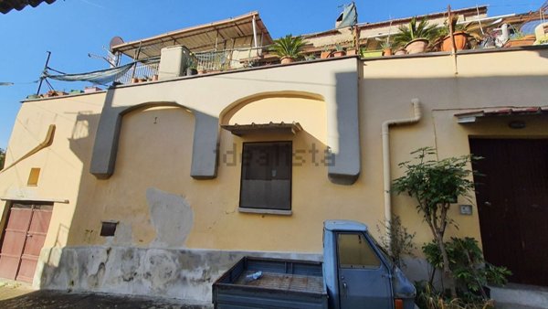 pentavano in vendita a Bellona