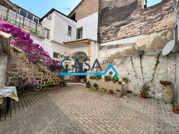 casa indipendente in vendita a Bellona