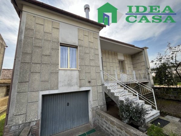 casa indipendente in vendita a Bellona