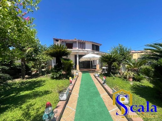 casa indipendente in vendita a Bellona