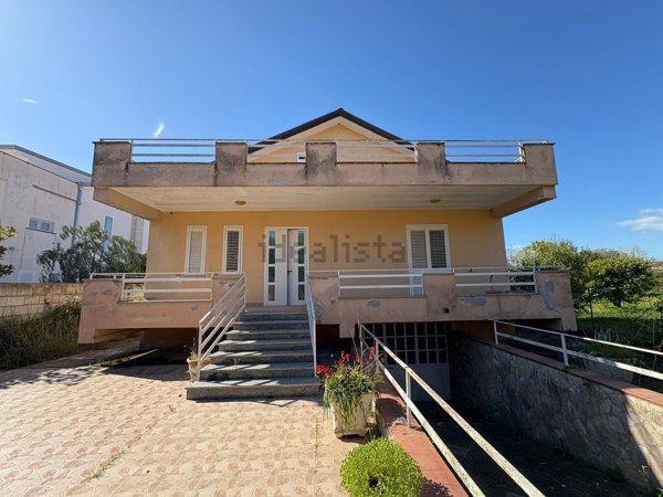 casa indipendente in vendita a Bellona