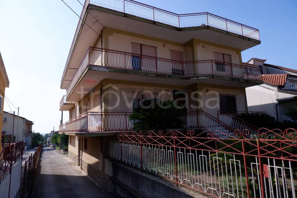 casa indipendente in vendita a Bellona