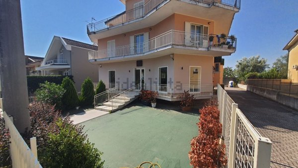 locale commerciale in vendita a Bellona