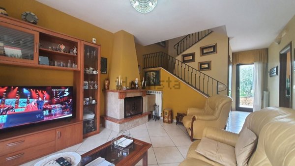 casa indipendente in vendita a Bellona