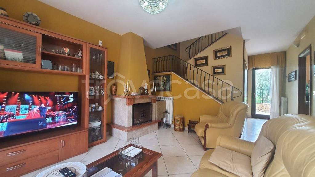 casa indipendente in vendita a Bellona