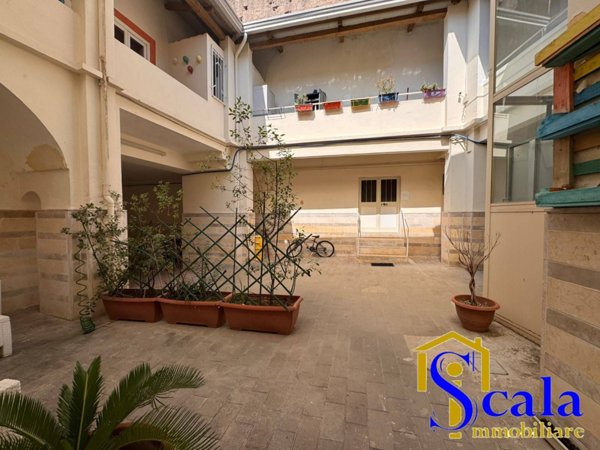 casa indipendente in vendita a Bellona
