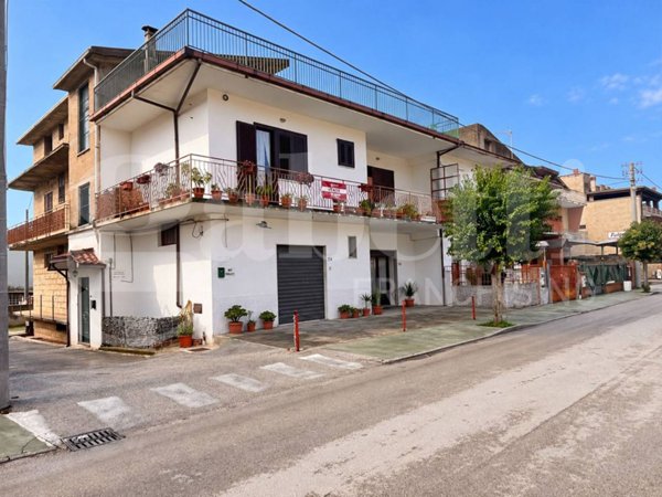 casa indipendente in vendita a Bellona