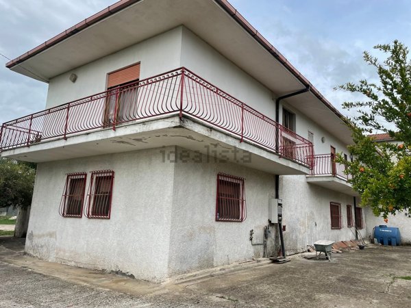 casa indipendente in vendita a Caianello