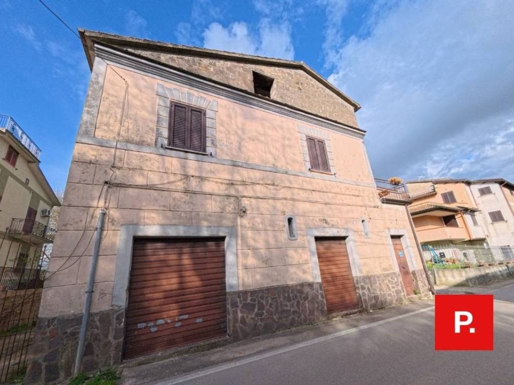 casa indipendente in vendita a Caianello in zona Montano