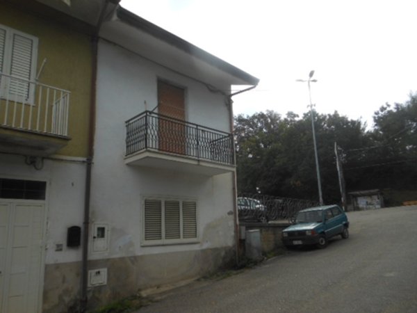 casa indipendente in vendita a Caianello in zona Gaudisciano