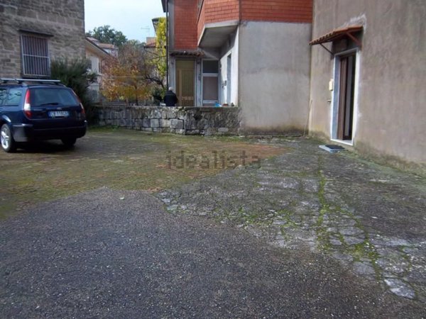 appartamento in vendita a Caianello in zona Santa Lucia