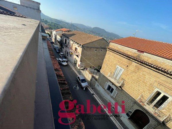 casa indipendente in vendita a Caiazzo