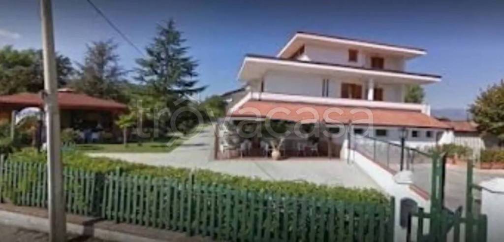 casa indipendente in vendita a Caiazzo