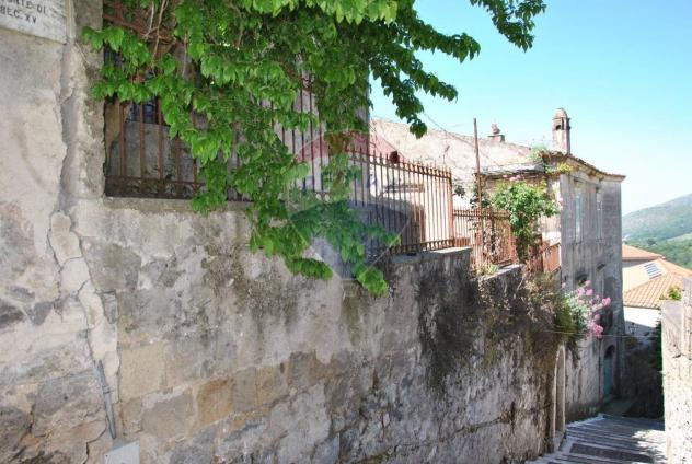 casa indipendente in vendita a Caiazzo