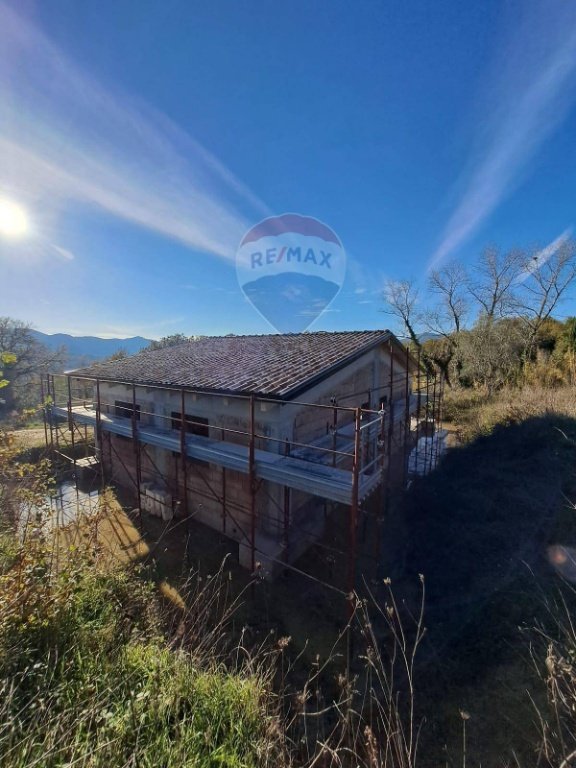 casa indipendente in vendita a Caiazzo