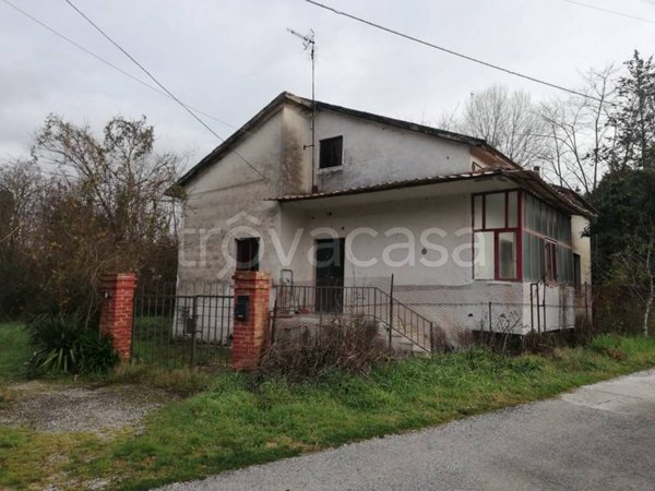 casa indipendente in vendita a Caiazzo