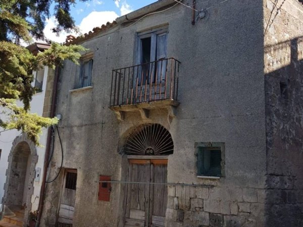 casa indipendente in vendita a Caiazzo