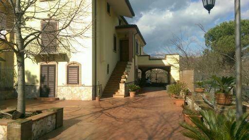 casa indipendente in vendita a Caiazzo