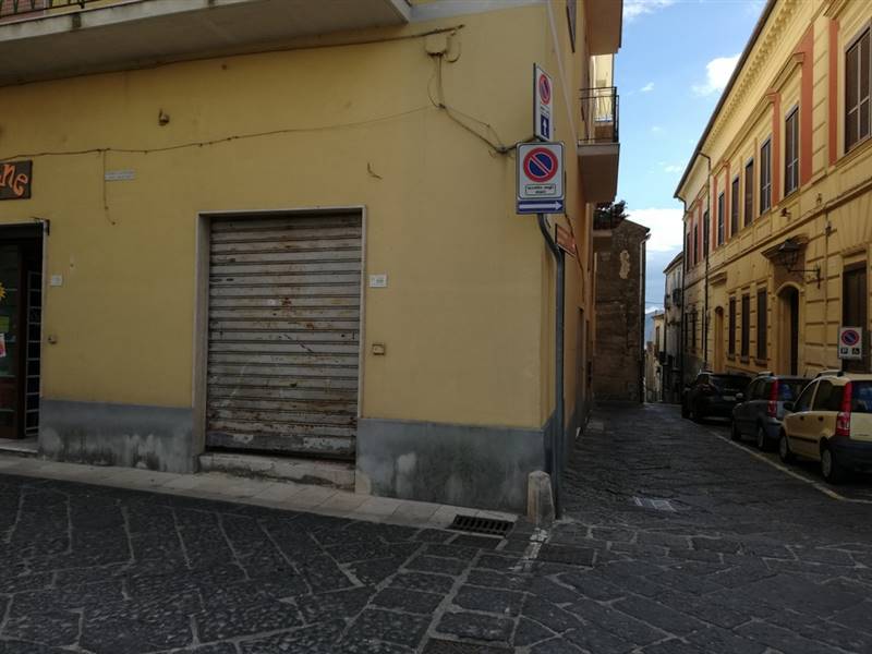 negozio in vendita a Caiazzo