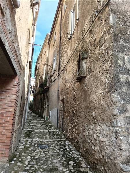 casa indipendente in vendita a Caiazzo